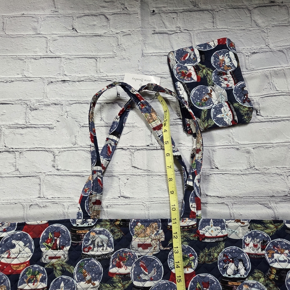 Vera Bradley Holiday Tote - Picture 5 of 10